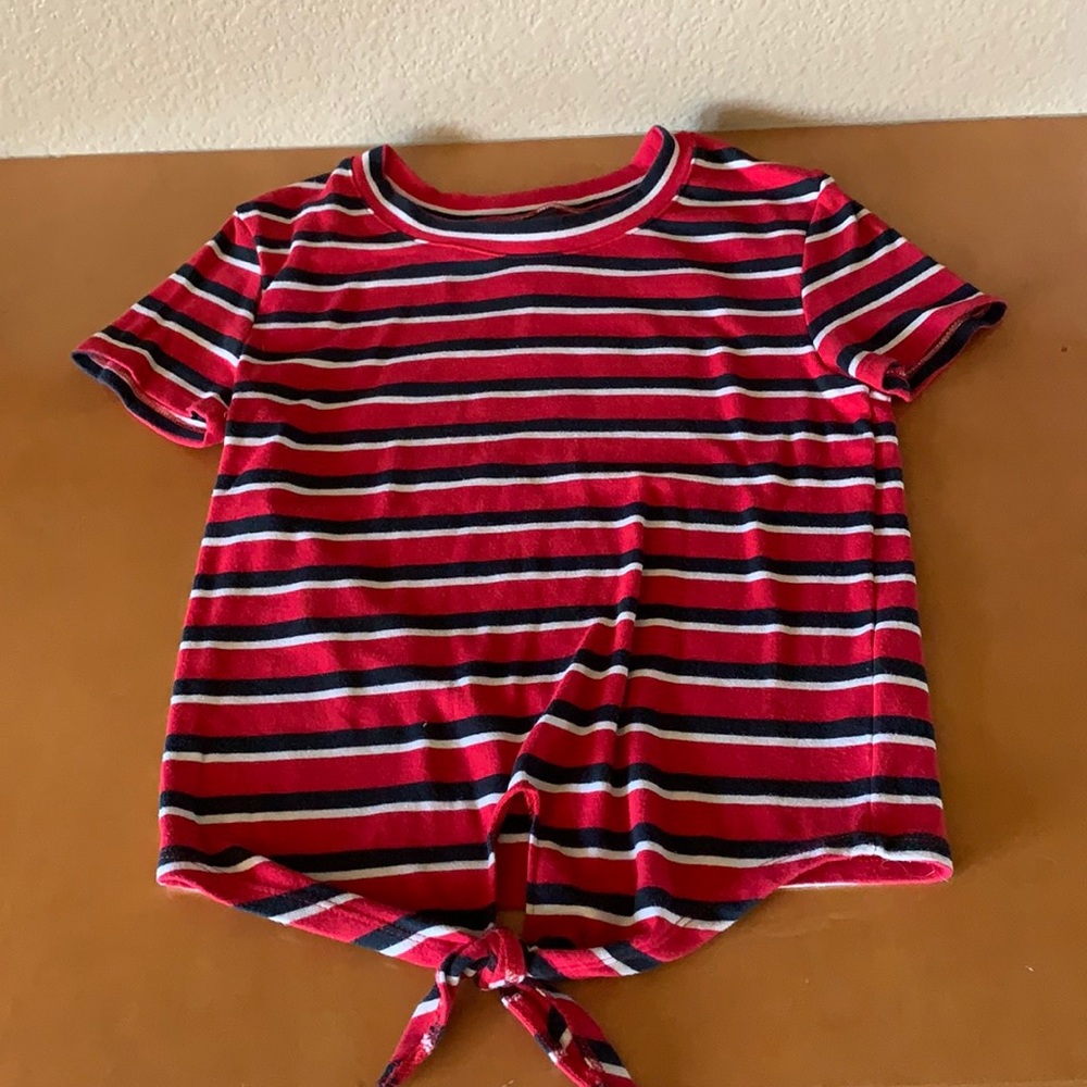 red black and white stripped t-shirt